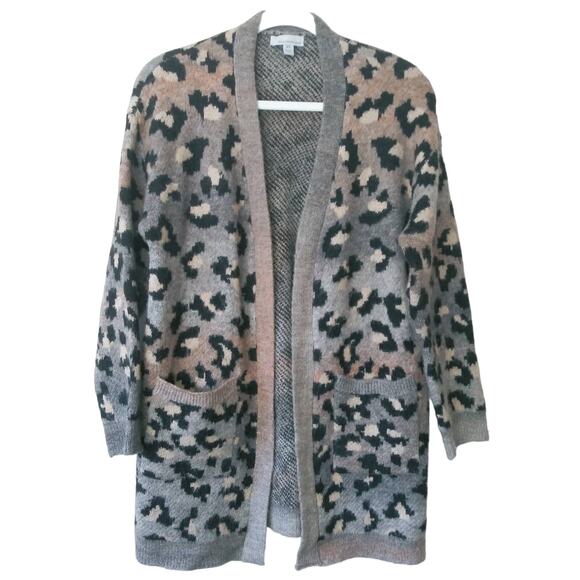 Evereve Allison Joy Womens XS Leo Ombre Cardigan Fuzzy Oversized Leopard Print - Picture 1 of 14